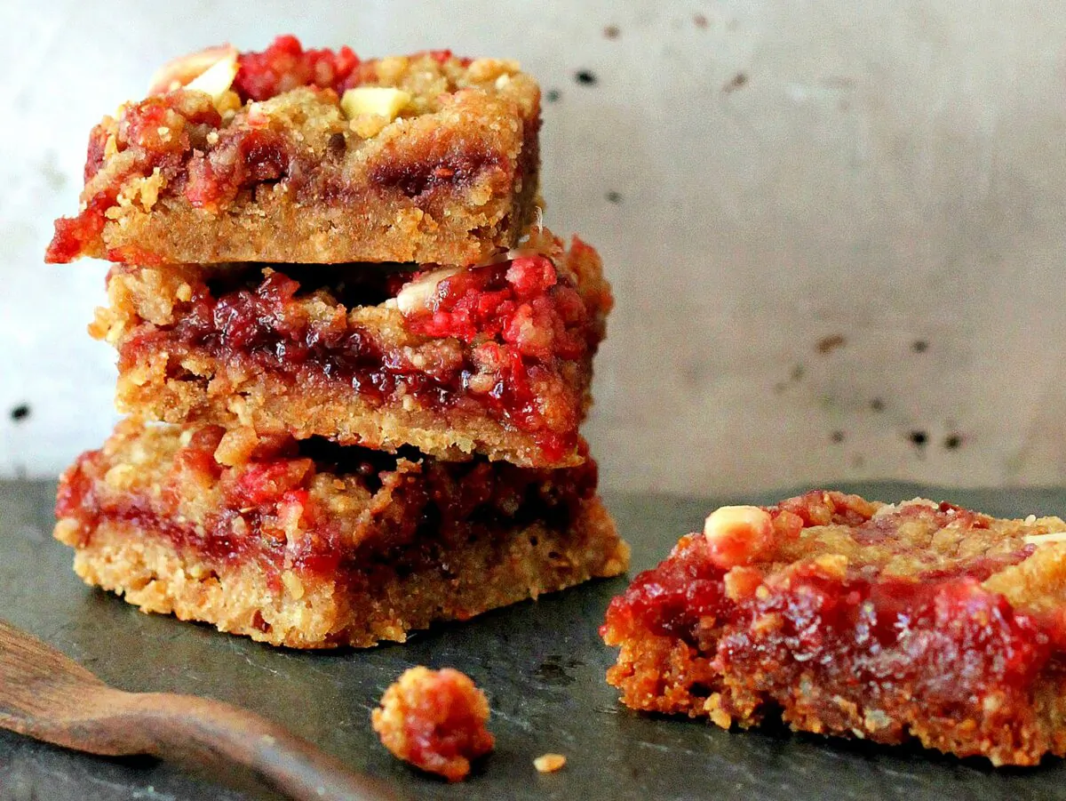 These gluten-free bars are soft and tangy-sweet with a toasty almond flavor. (Lynda Balslev for Tastefood)