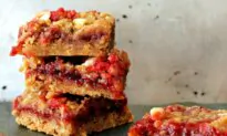A Gluten-Free Streusel Bar With an Extra-Toasty Step