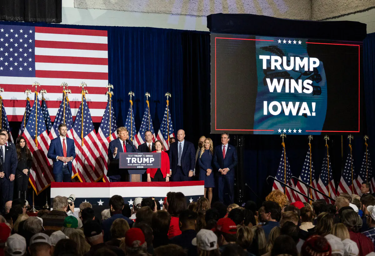 Donald Trump speaks to supporters in Des Moines, Iowa, on Jan. 15, 2024. (John Fredricks/The Epoch Times)