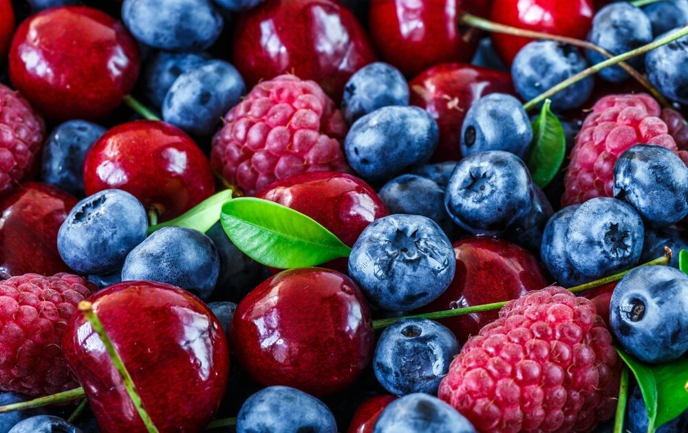 Top 4 Heart-Healthy Fruits Enhance Cardiovascular Protection