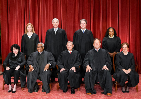 Epoch Times Photo
