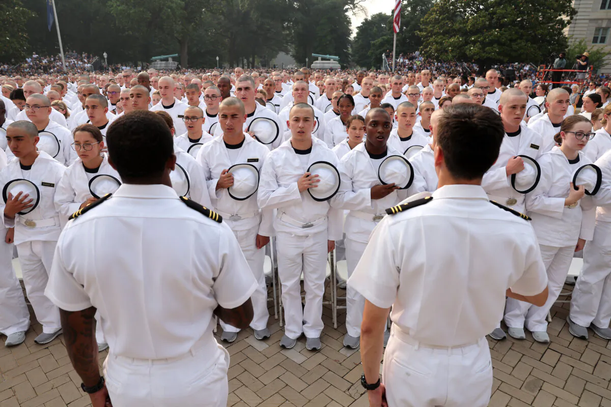 Incoming plebes (freshmen) take part in their Oath of Office Ceremony during Induction Day at the U.S. Naval Academy in Annapolis, Md., on June 29, 2023. (Kevin Dietsch/Getty Images)