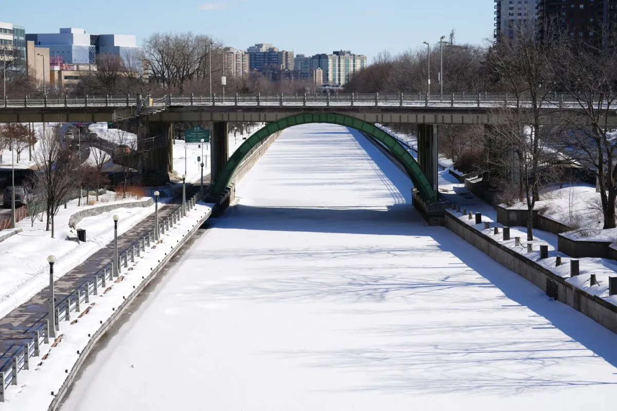 An unopened Rideau Canal is pictured in Ottawa on Feb. 24, 2023. (The Canadian Press/Sean Kilpatrick)
