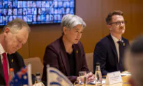 Wong Returns to Australia After Middle East Trip