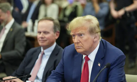 GoFundMe for Trump’s Legal Fees Raises Nearly a Half-Million Dollars in 3 Days