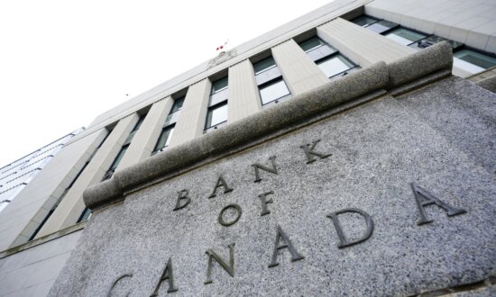 Bank of Canada Holds Key Rate at 5%, Indicates Thinking Shifting Toward Rate Cuts