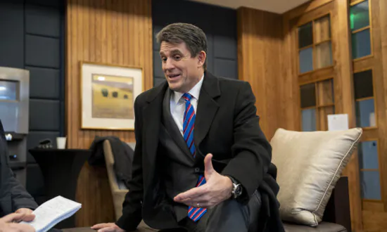 Longshot GOP Candidate Ryan Binkley Drops Out, Backs Trump
