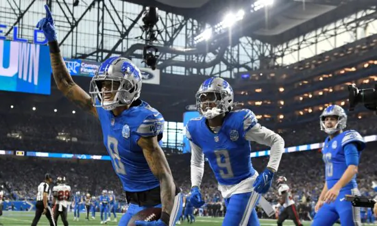 Jared Goff Throws 2 TD Passes, Lions Advance to NFC Title Game With 31–23 Win Over Buccaneers
