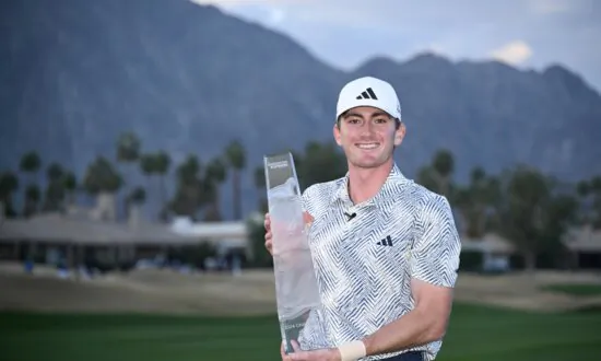 Nick Dunlap Becomes 1st Amateur Winner on PGA Tour Since 1991 With Victory at the American Express