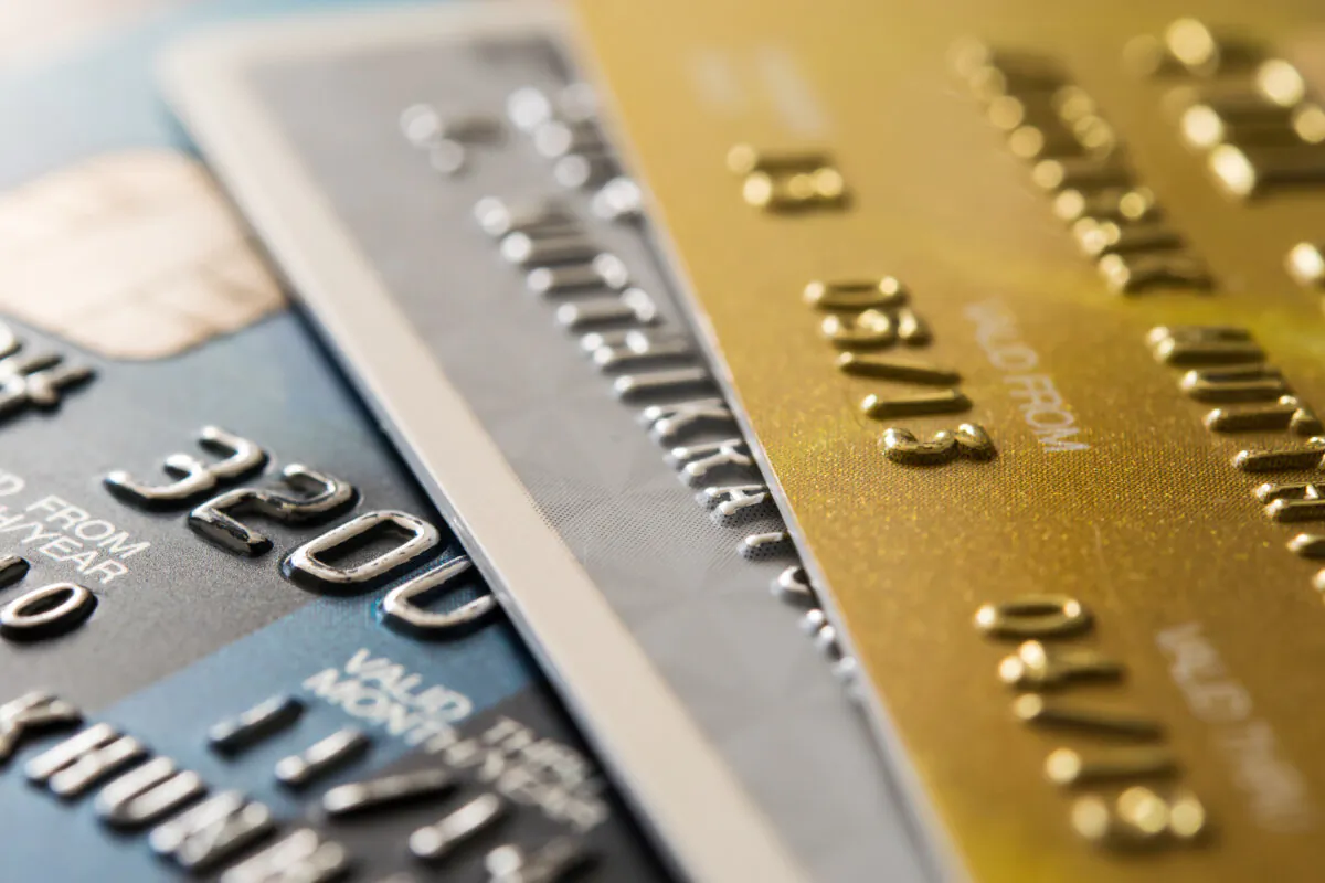 You have to work hard to beat the banks at their own game to make you the winner! (Ti_ser/Shutterstock)