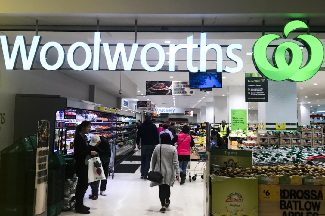 ‘Wokeworths’ Drake Supermarket’s Response to Woolworths Australia Day