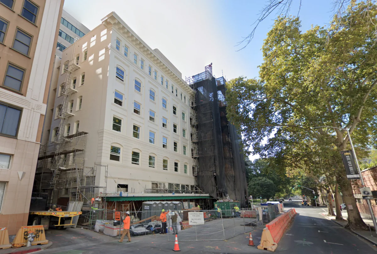 The historic Capitol Park Hotel recently reopened as a homeless shelter, is seen in downtown Sacramento in October 2022. (Google Maps/Screenshot via The Epoch Times)