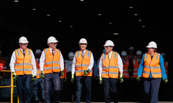 How to Dress Like a Prime Minister