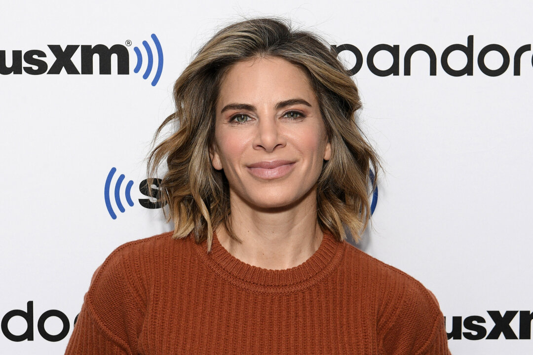 Fitness Expert Jillian Michaels Blames Gov. Newsom for Her Reasons for ...