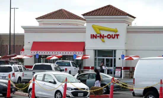 Oakland In-N-Out Closes ‘Due to Ongoing Issues With Crime’