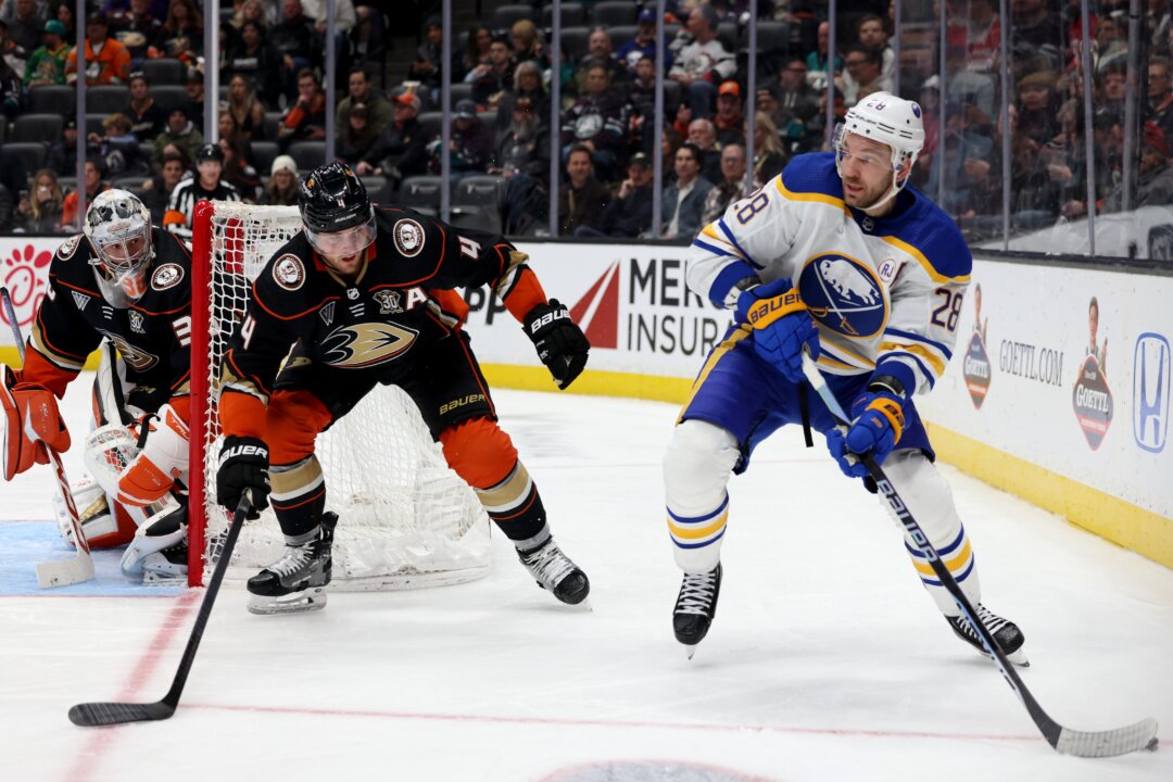 Silfverberg Scores Twice As Ducks Beat Sabres 4–2 To Halt 3-game Losing ...