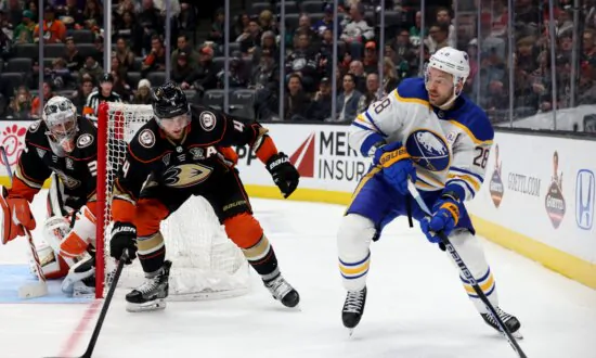 Silfverberg Scores Twice as Ducks Beat Sabres 4–2 to Halt 3-game Losing Streak