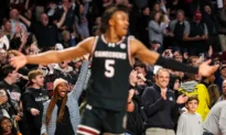 Top 25 Roundup: South Carolina Stuns No. 6 Kentucky