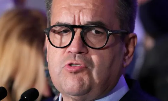 Former Montreal Mayor Denis Coderre on Tour, Eyeing Run for Quebec Liberal Leadership