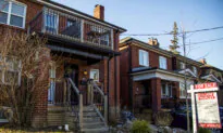 Toronto May Impose Foreign Buyer Tax on City’s Real Estate