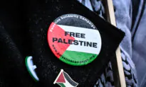 Jewish Passengers Raise Alarm Bells About US Flight Staff Wearing Palestinian Badges
