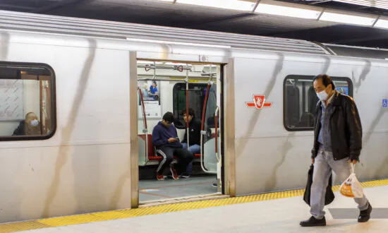 Transit Ridership Dropping as Millions of Canadians Work From Home: StatCan