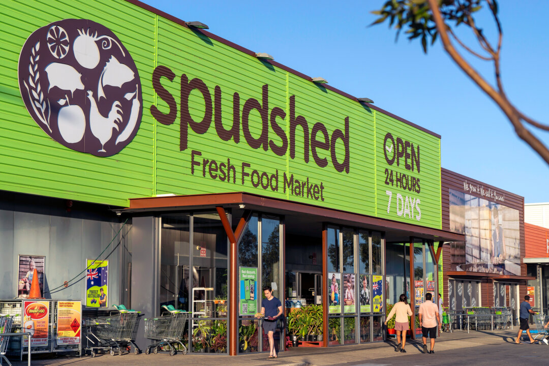 family-owned-supermarket-chain-stands-by-australia-day-despite-boycott