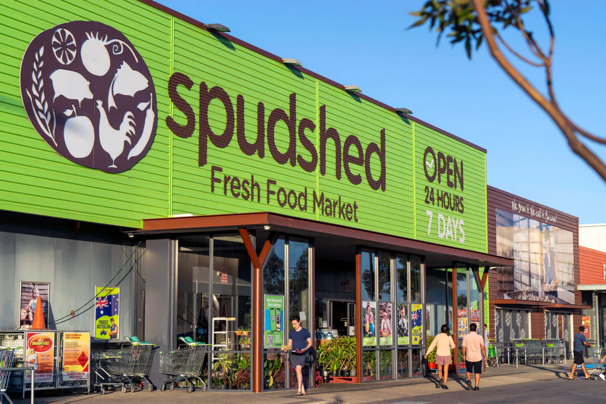 One of 17 Spudshed supermarket stores in Perth, Australia on Jan. 26, 2024. (Wade Zhong/The Epoch Times)