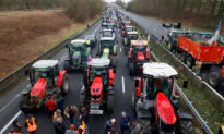 France Drops Plan to Decrease Farmers’ Diesel Discount but Protests to Continue