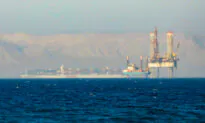 US Conducts 6 Defense Strikes After Houthis Target Singapore-Owned Vessel