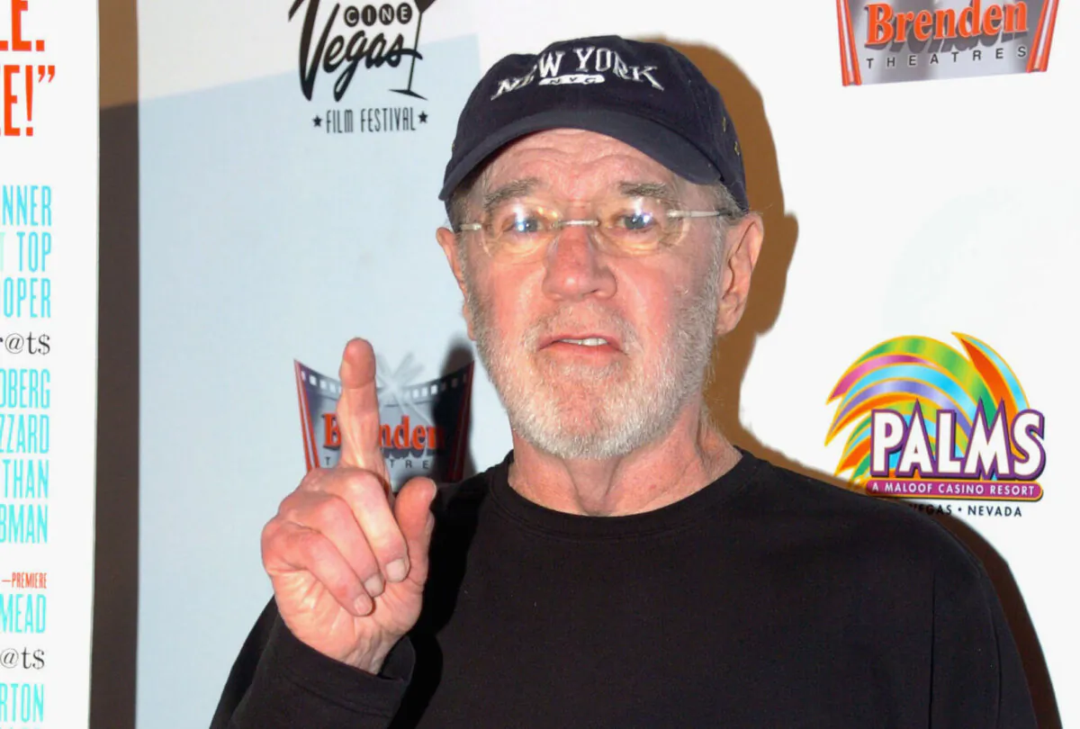 Comedian George Carlin pose for cameras at the screening of 'The Aristocrats' during Cinevegas 2005, at the Palms Casino in Las Vegas, Nevada, on June 13, 2005. (Bryan Haraway/Getty Images)