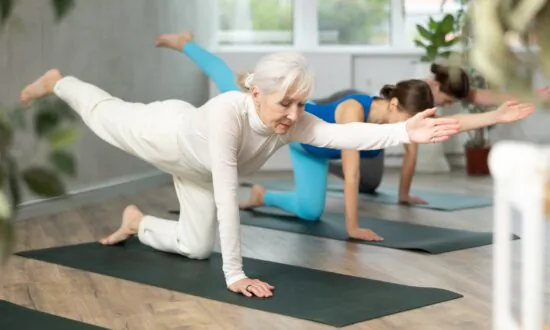 To Look Good in Photos, Core Strength Is Key