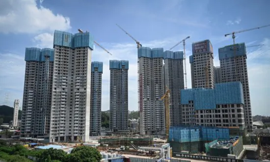 Beijing Is Still Failing China’s Economy