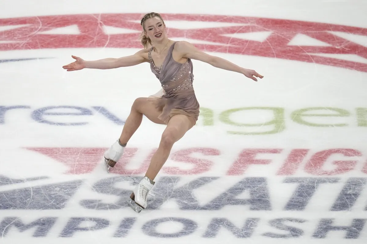 Amber Glenn competes during the women's free skate at the U.S. figure skating championships in Columbus, Ohio, on Jan. 26, 2024. (Sue Ogrocki/AP Photo)