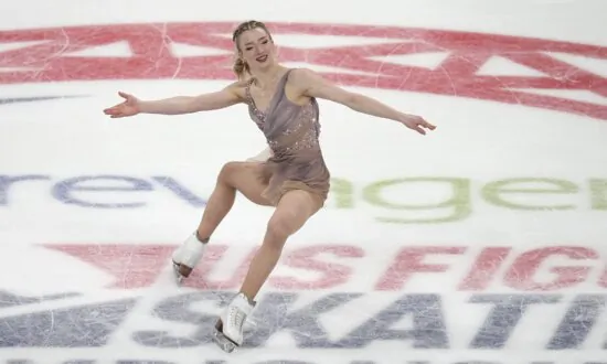 Amber Glenn Wins US Figure Skating Title After Isabeau Levito Falls 3 Times During Free Skate