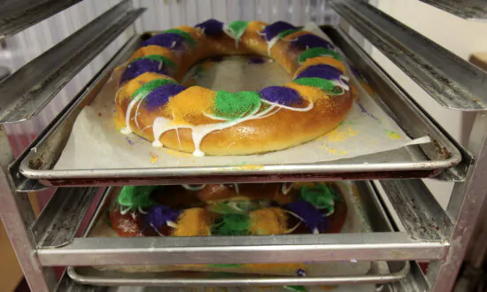 New Orleans Thief Steals 7 King Cakes From Bakery in a Very Mardi Gras Way
