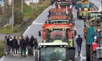 French Farmers Blocking Major Highways With Tractors in Paris