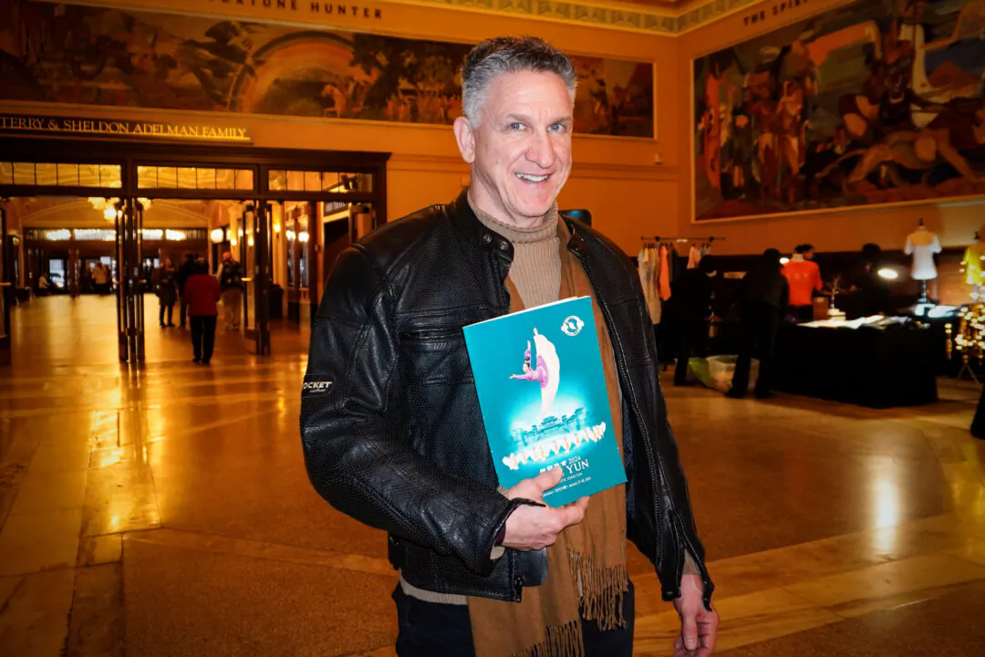 Martin Carlton enjoyed Shen Yun's evening performance at the State Theatre at Playhouse Square, in Cleveland, on Jan. 28, 2024. (Nancy Ma/The Epoch Times)