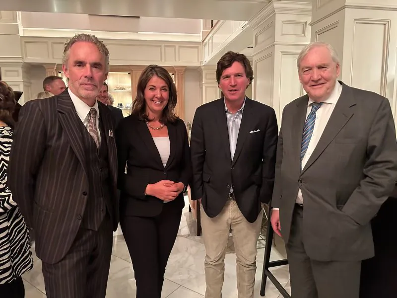 (L-R) Psychologist and commentator Jordan Peterson, Alberta Premier Danielle Smith, political commentator Tucker Carlson, and columnist and author Conrad Black in Calgary on Jan. 24, 2024. (Alberta Premier’s Office)