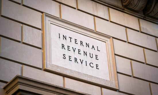 Ex-IRS Contractor Who Leaked Trump's Tax Returns Sentenced to 5 Years in Prison