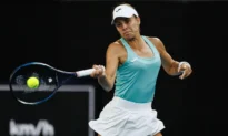 Tennis Roundup: Top Seed Falls in Thailand—Paire Upsets Murray