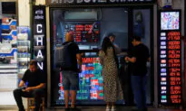 Euro Steadies as Eurozone Avoids Recession, Dollar Eases Ahead of Fed Decision