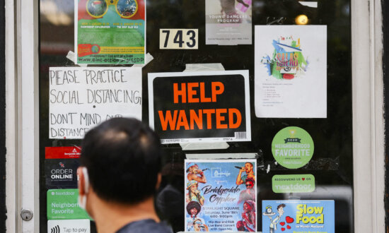 Job Vacancies Rise, but Fewer Workers Quit, Suggesting Less Confidence in Labor Market