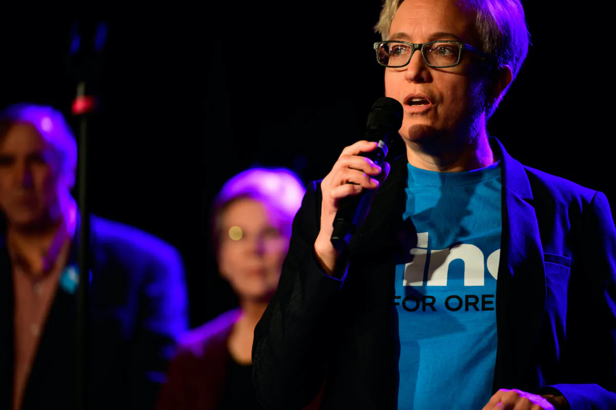 Oregon's governor, Tina Kotek speaks to her constituents during a campaign rally in Portland on Oct. 22, 2022. (Mathieu Lewis-Rolland/Getty Images)
