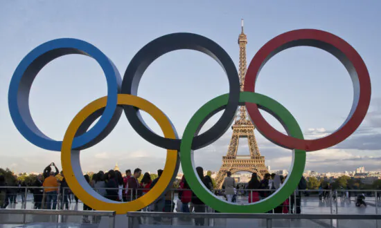 Australian Olympic Team Warned Against Wearing Uniform in Public in Paris