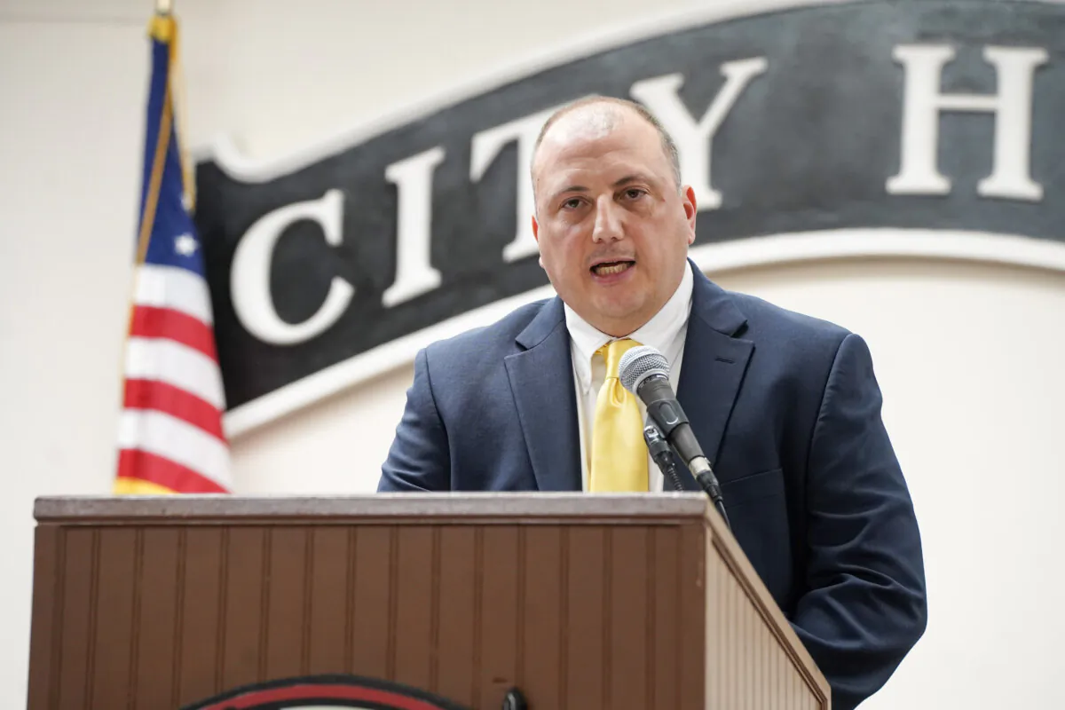 Port Jervis Mayor Dominic Cicalese delivers his first State of the City address in Port Jervis, N.Y., on Jan. 30, 2024. (Cara Ding/The Epoch Times)