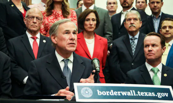 Texas Gov. Abbott Says ‘Border Wall’ Construction Will Go On