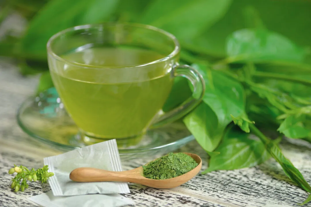 Gymnema Sylvestre May Help Control Blood Sugar and Sugar Cravings