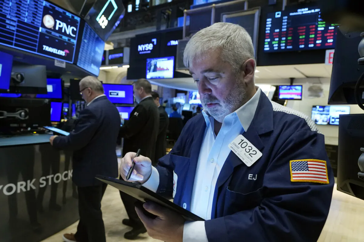 Trader Edward McCarthy works on the floor of the New York Stock Exchange on Jan. 31, 2024. (Richard Drew/AP Photo)