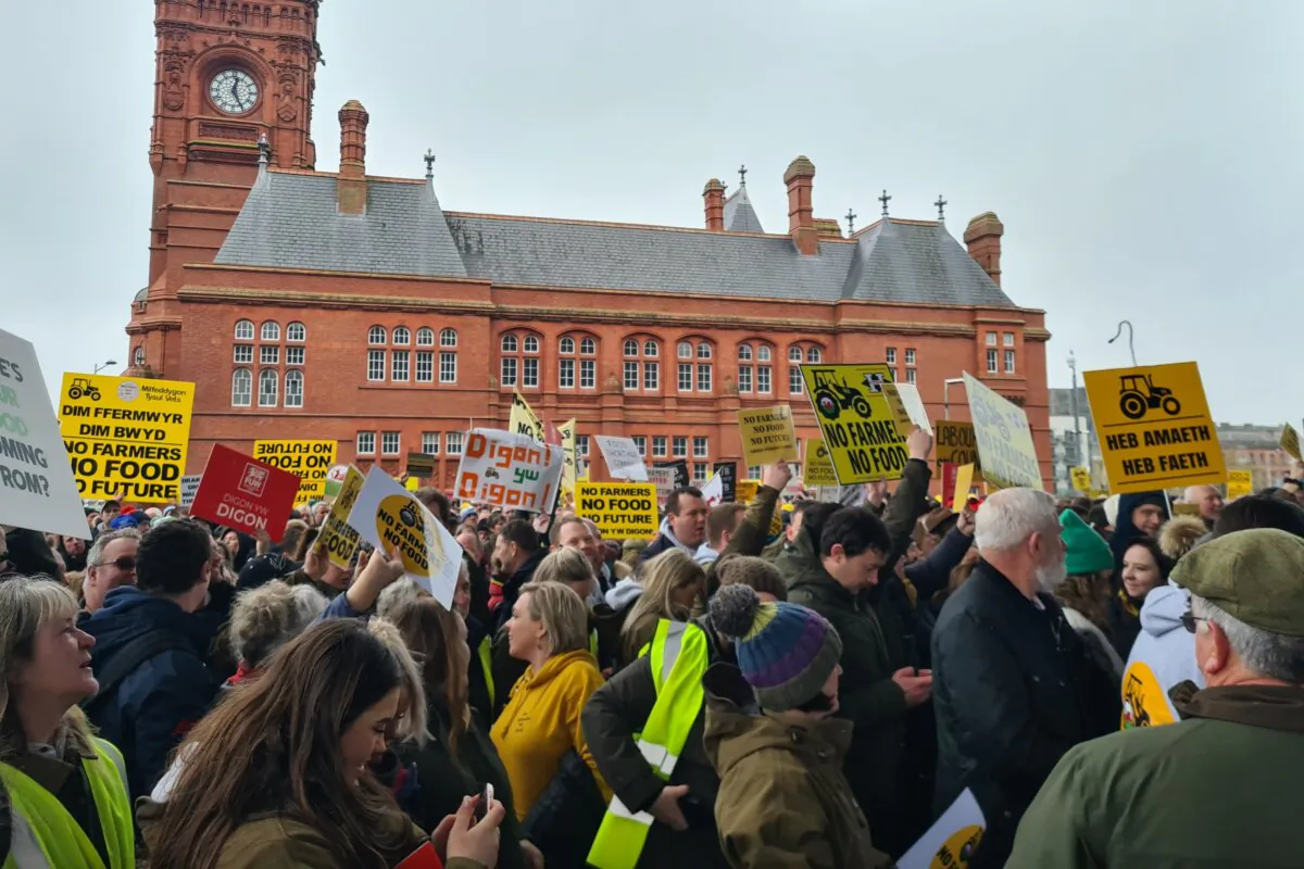 Welsh farmers protest outside the Senedd in Cardiff, Wales, on Feb. 28, 2024. (Joseph Robertson/The Epoch Times)